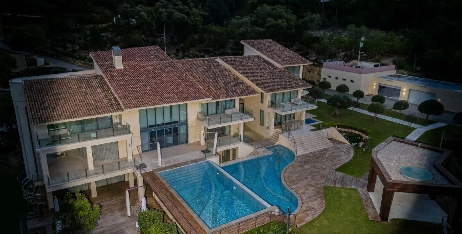 Venta de villa independiente en La Zagaleta 4