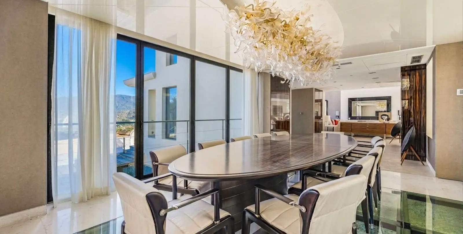 Venta de villa independiente en La Zagaleta 11