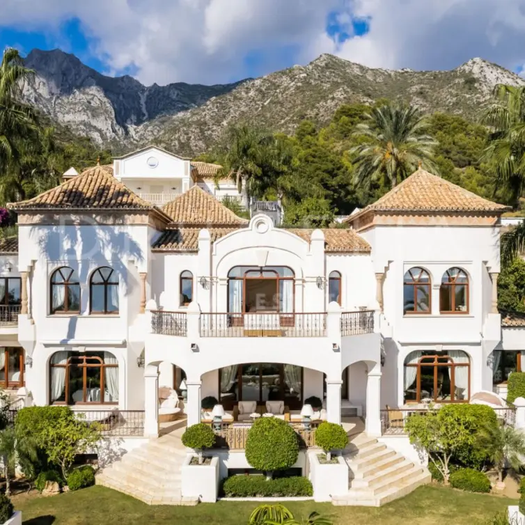 Venta de villa independiente en Sierra Blanca