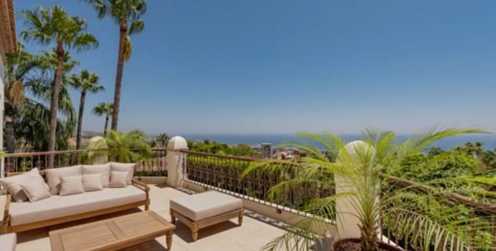 Venta de villa independiente en Sierra Blanca 4