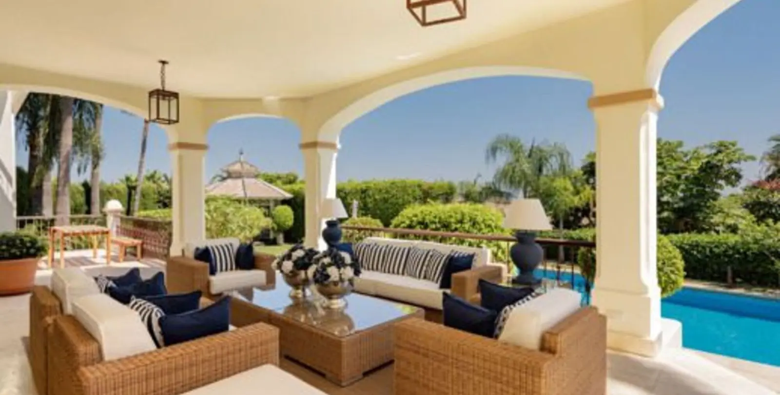 Venta de villa independiente en Sierra Blanca 6