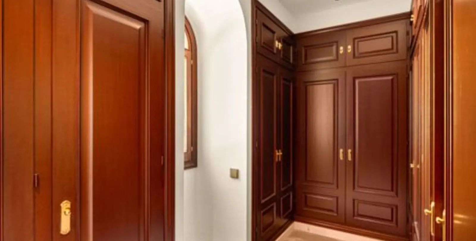 Venta de villa independiente en Sierra Blanca 12