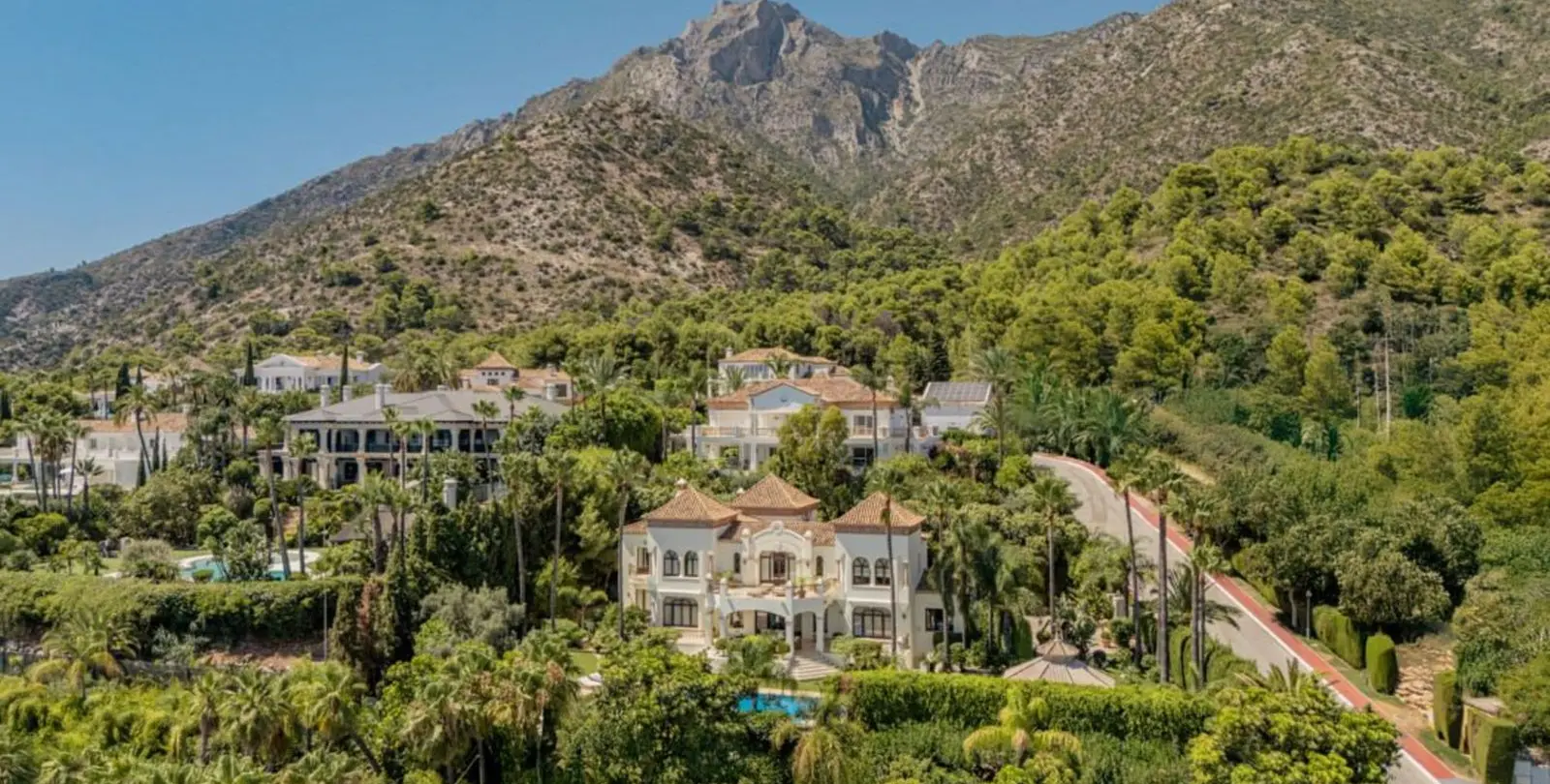 Venta de villa independiente en Sierra Blanca 29