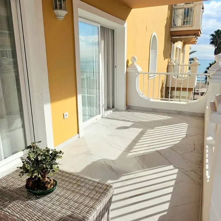 Продажа апартаментов на среднем этаже в Fuengirola