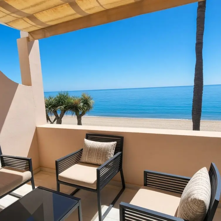 Продажа апартаментов на среднем этаже в Estepona