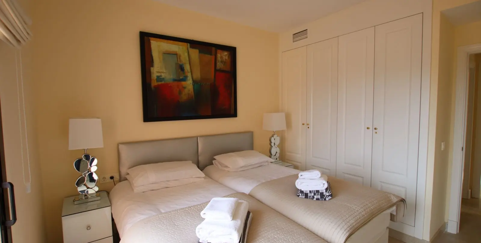 Sale of penthouse in La Duquesa 11