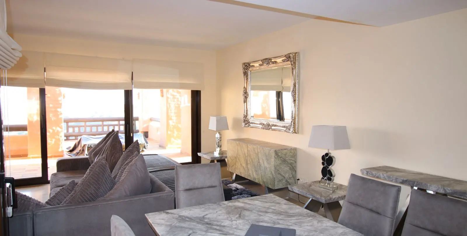 Sale of penthouse in La Duquesa 24