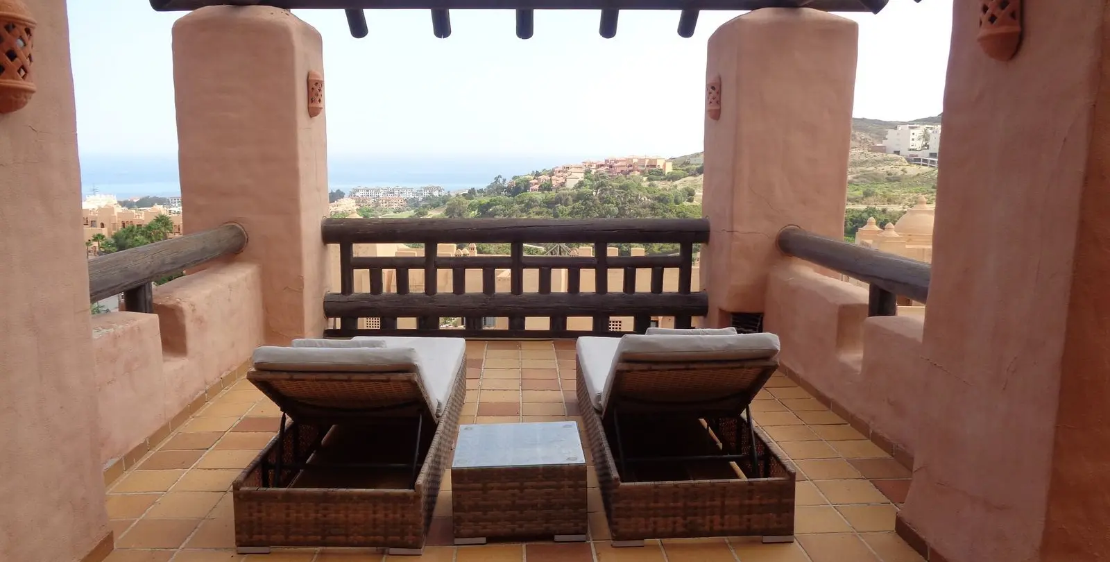 Sale of penthouse in La Duquesa 28