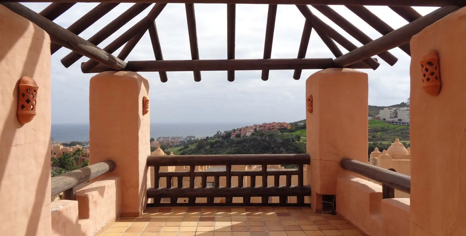 Sale of penthouse in La Duquesa 30
