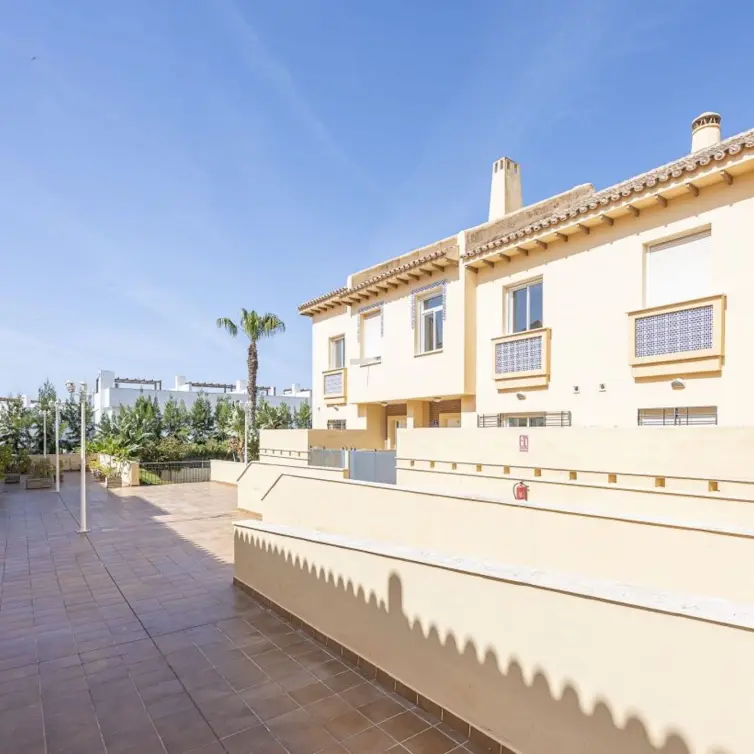 Sale of semi-detached house in Calahonda