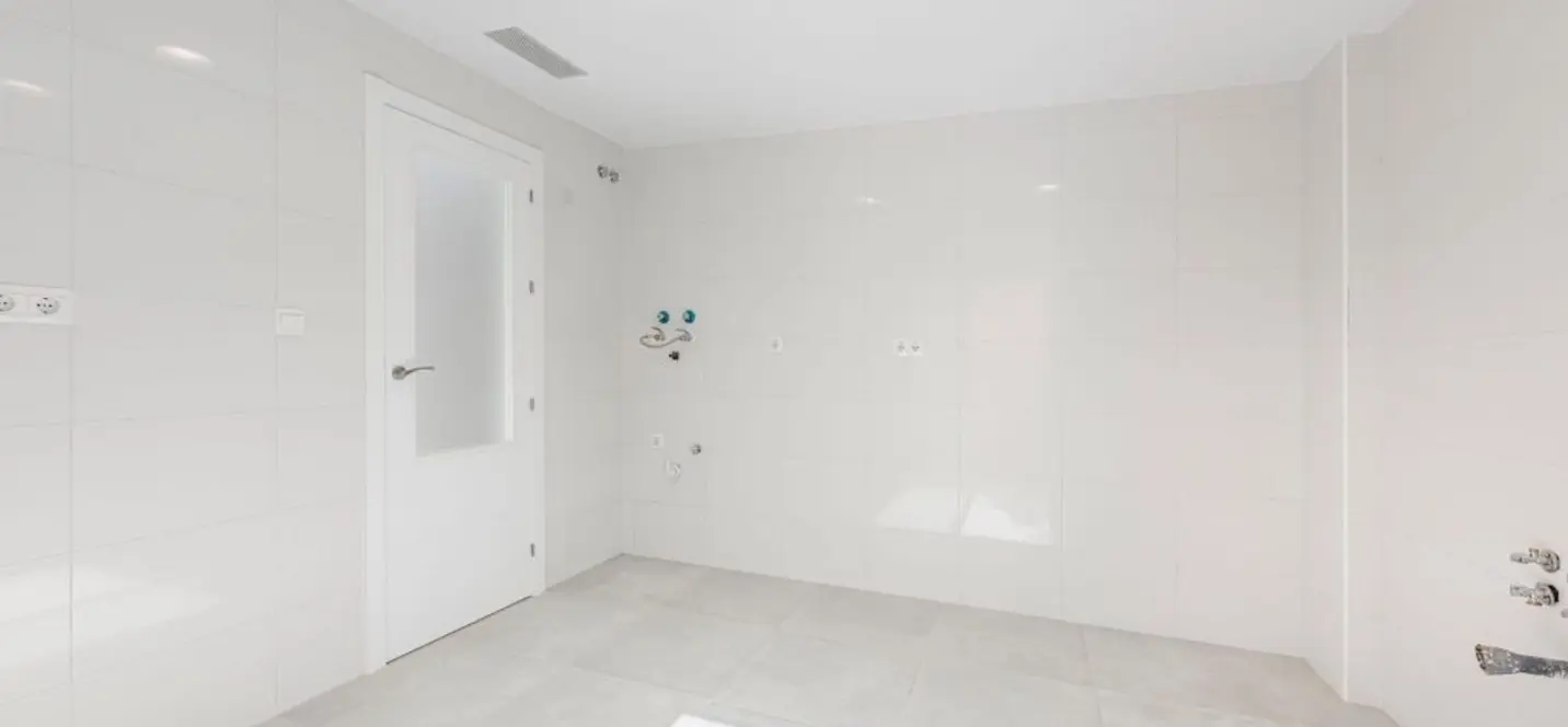 Sale of semi-detached house in Calahonda 3