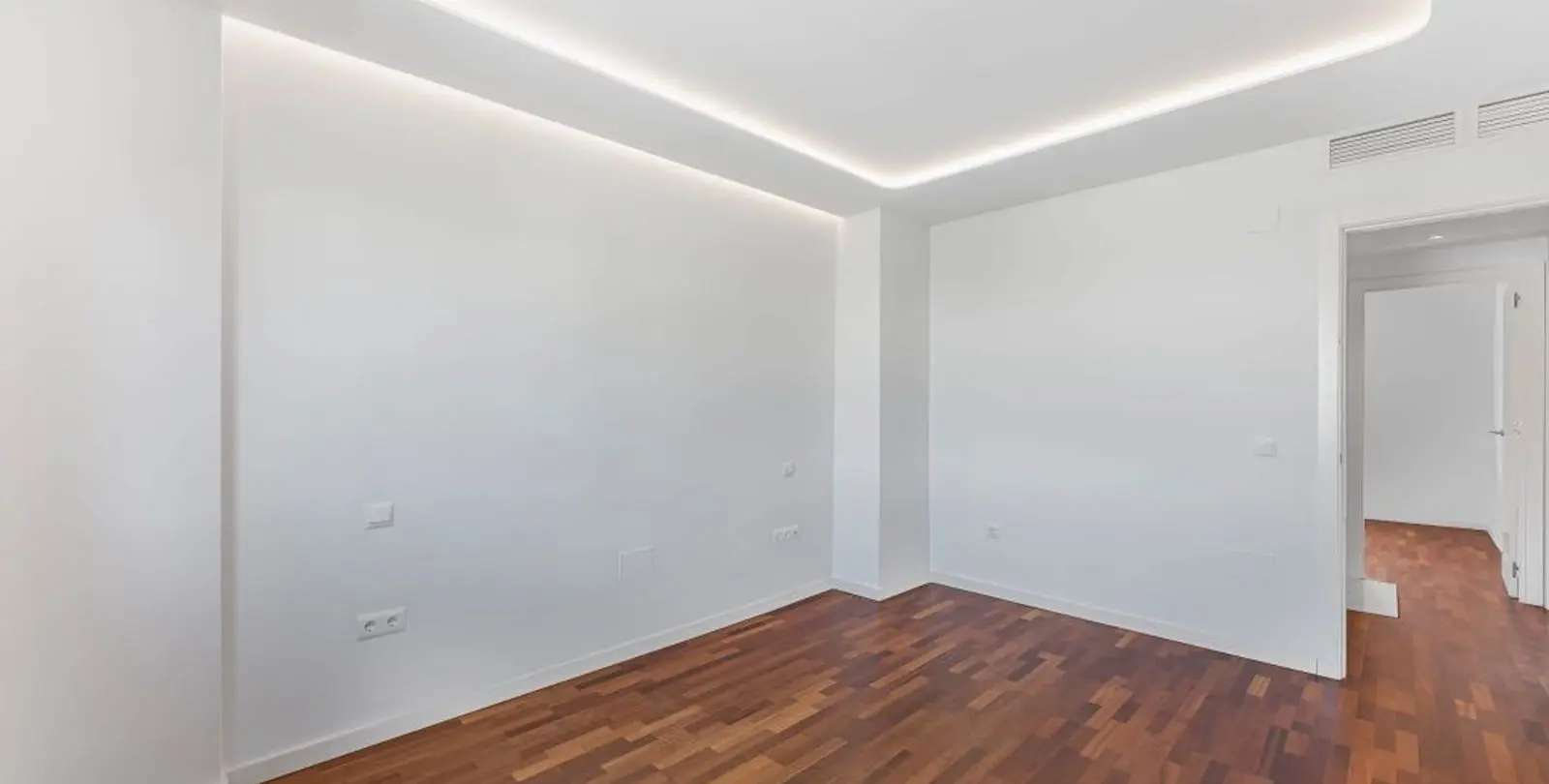 Sale of semi-detached house in Calahonda 17