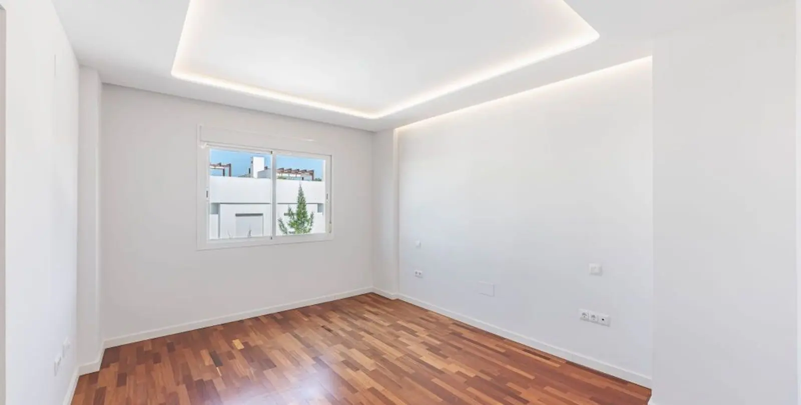 Sale of semi-detached house in Calahonda 19