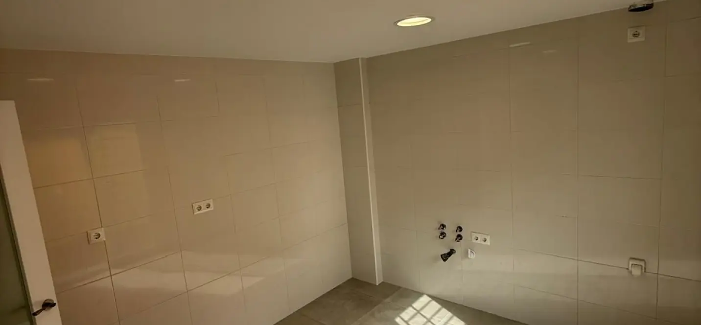 Sale of semi-detached house in Calahonda 1