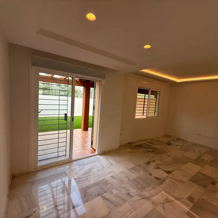 Sale of semi-detached house in Calahonda