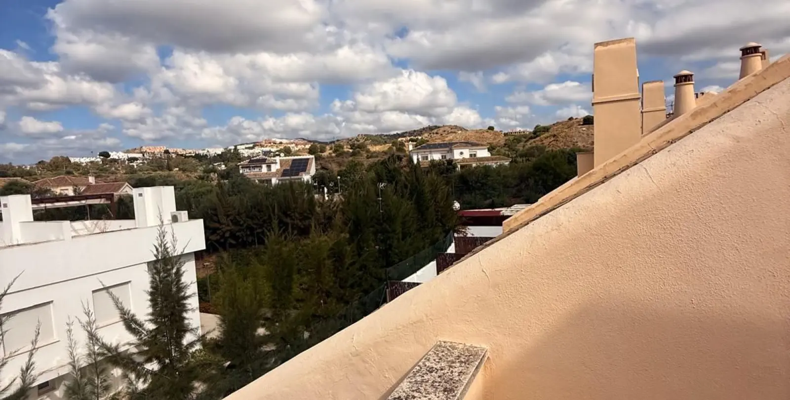 Sale of semi-detached house in Calahonda 12
