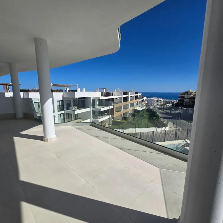 Продажа апартаментов на среднем этаже в Fuengirola