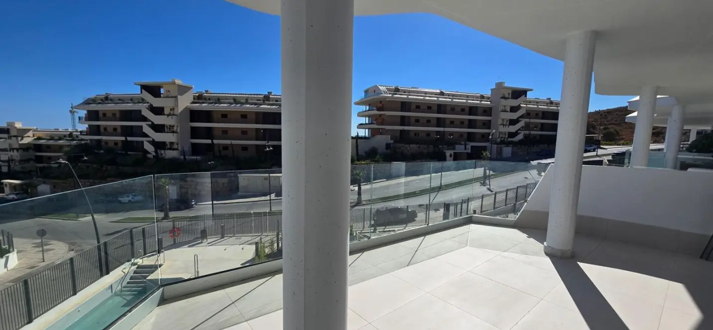 Продажа апартаментов на среднем этаже в Fuengirola 2