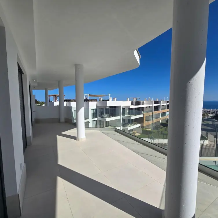 Продажа апартаментов на среднем этаже в Fuengirola