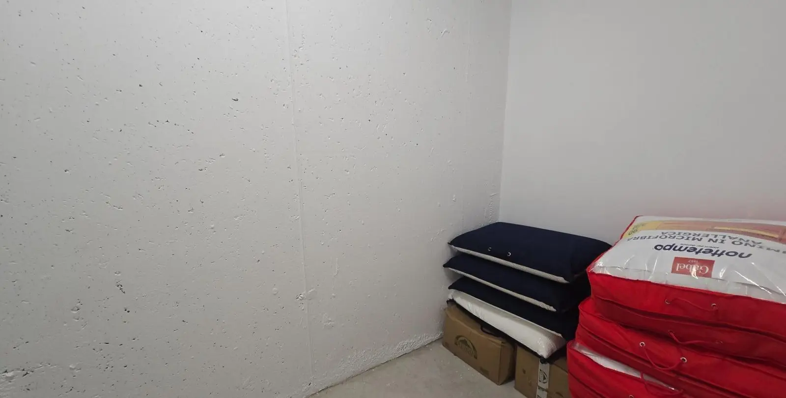 Sale of middle floor apartment in Fuengirola 25