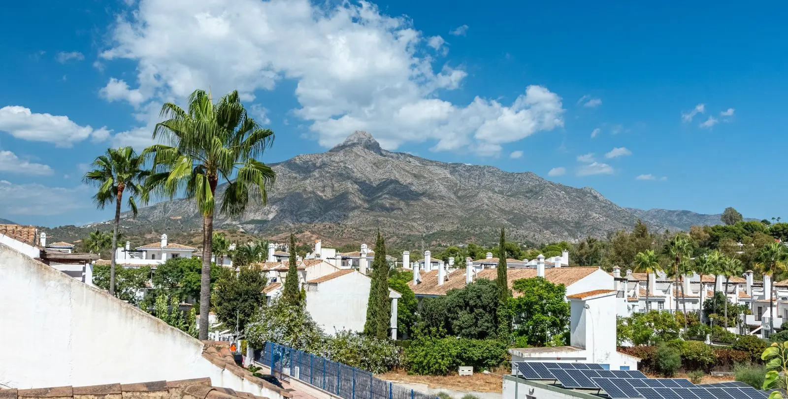 Продажа таунхауса в Nueva Andalucía 2