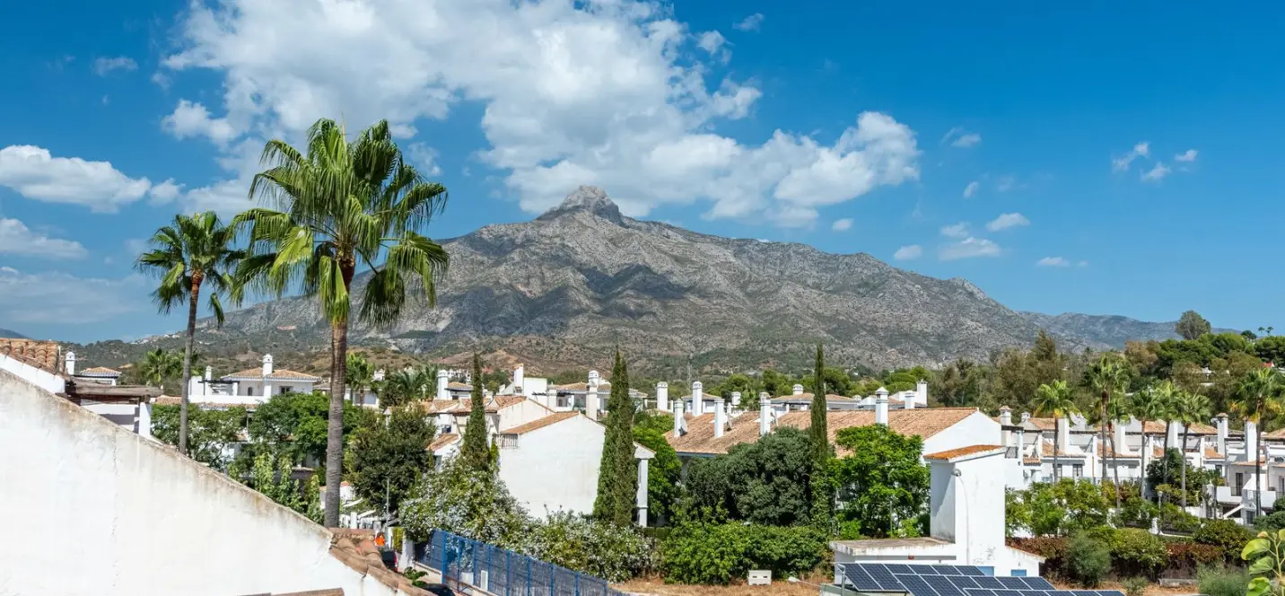Продажа таунхауса в Nueva Andalucía 1
