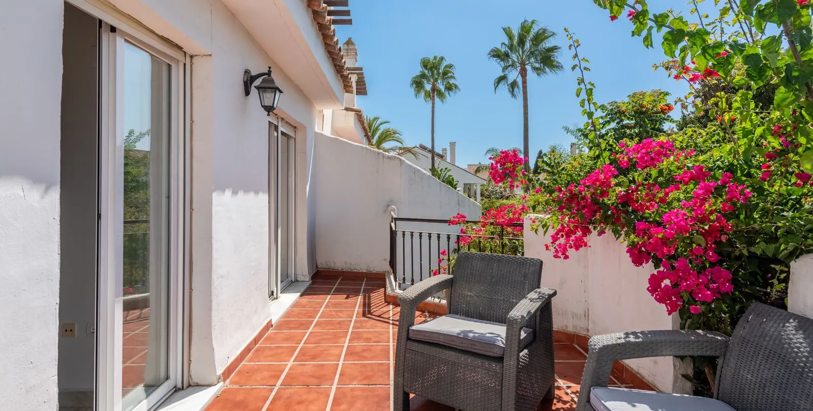 Продажа таунхауса в Nueva Andalucía 5