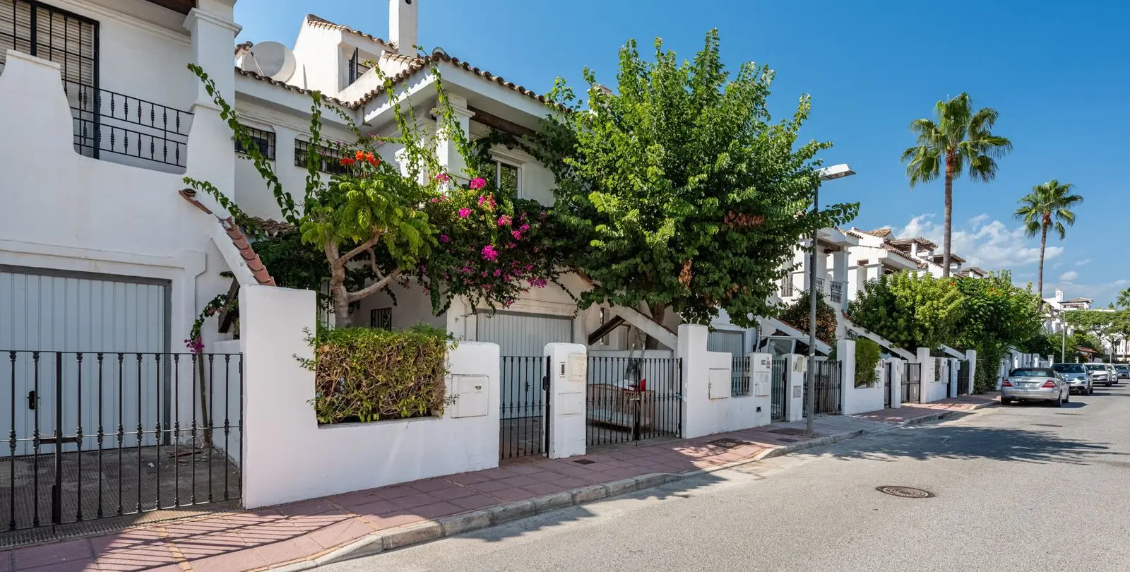 Продажа таунхауса в Nueva Andalucía 29