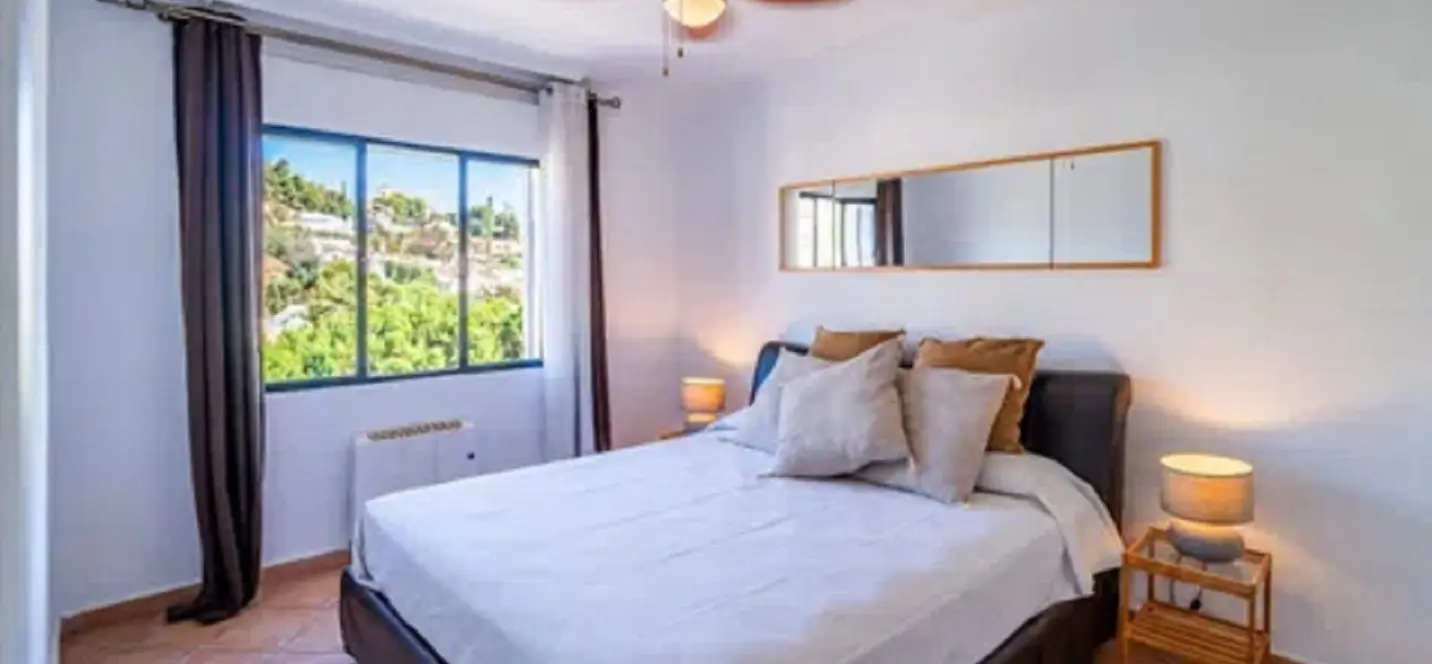 Venta de villa independiente en Málaga Este 4