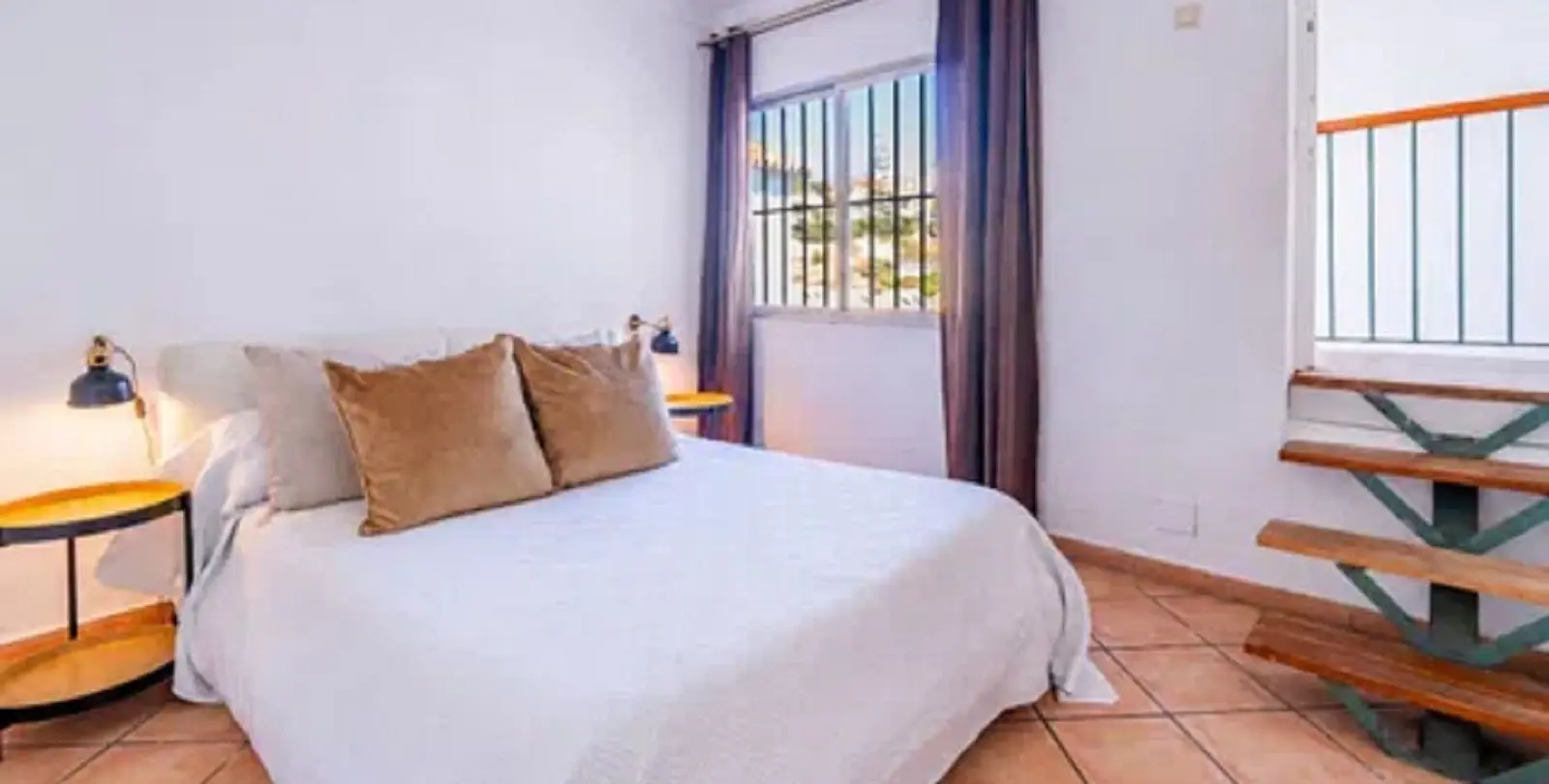 Sale of detached villa in Málaga Este 16
