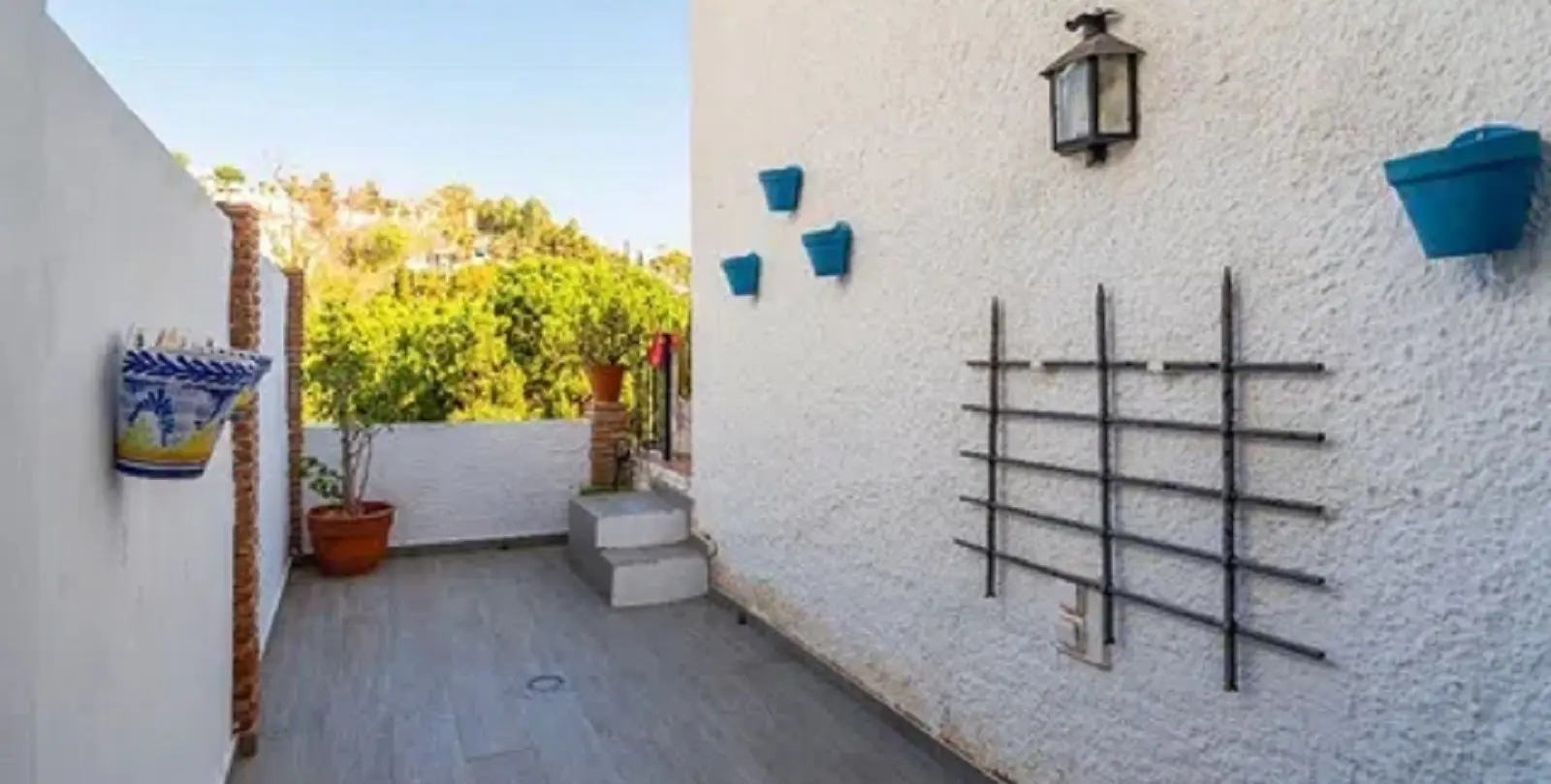 Sale of detached villa in Málaga Este 20