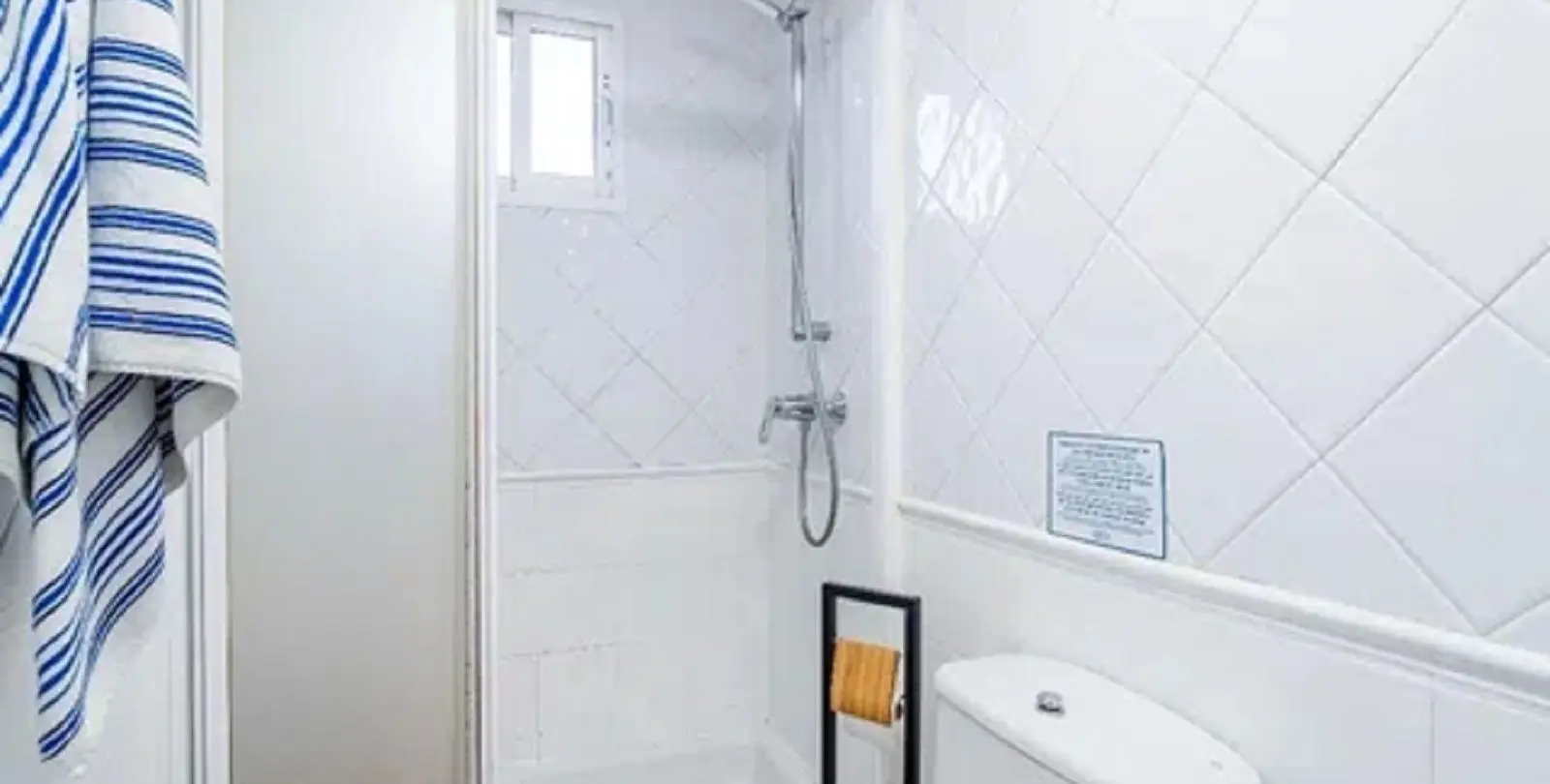 Sale of detached villa in Málaga Este 23