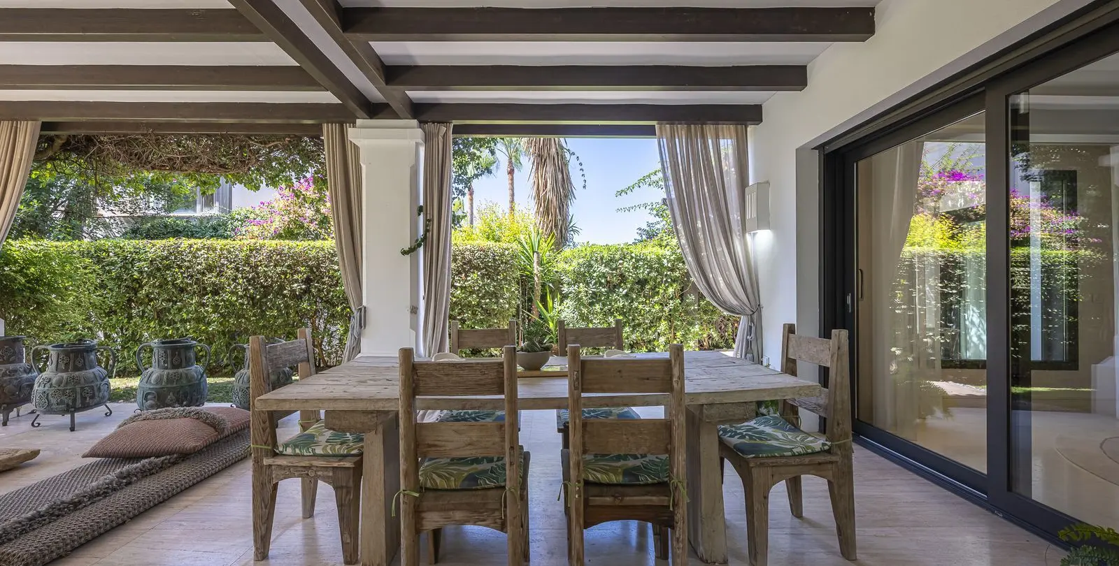 Sale of detached villa in The Golden Mile 14