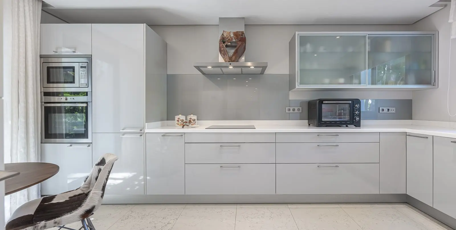 Sale of detached villa in The Golden Mile 18