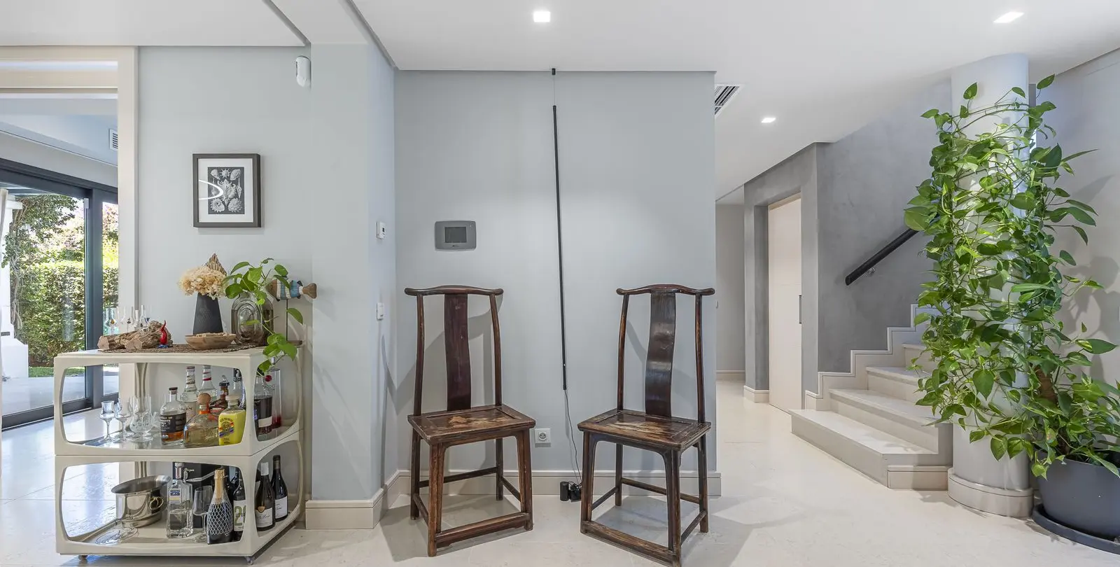 Sale of detached villa in The Golden Mile 19