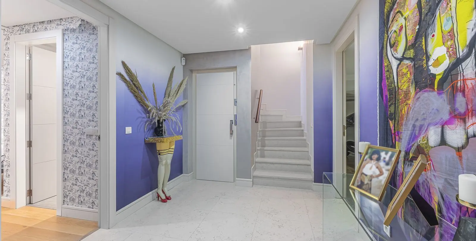 Sale of detached villa in The Golden Mile 54