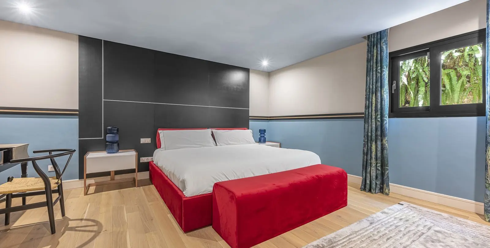 Sale of detached villa in The Golden Mile 58