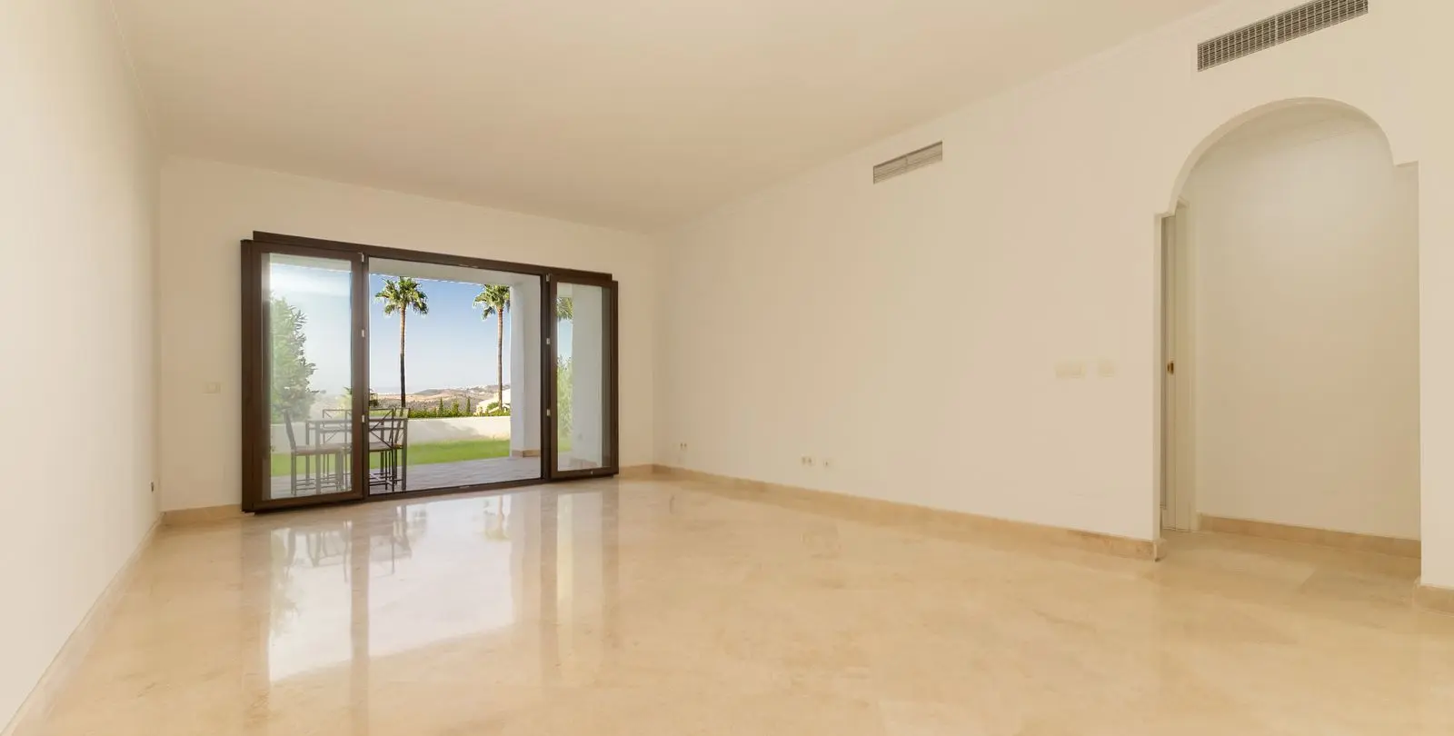 Venta de apartamento en planta baja en Mijas Golf 9