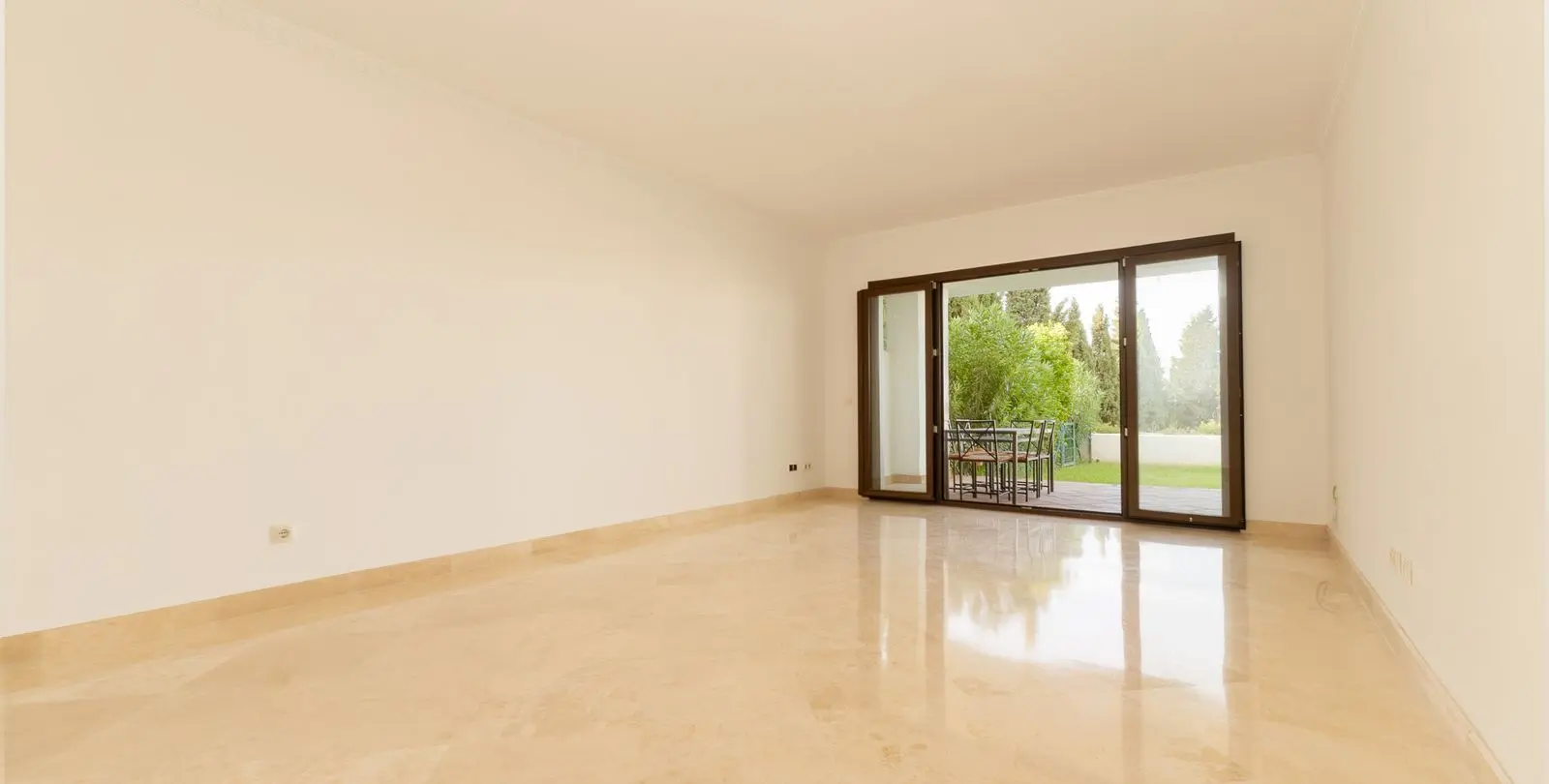 Venta de apartamento en planta baja en Mijas Golf 13