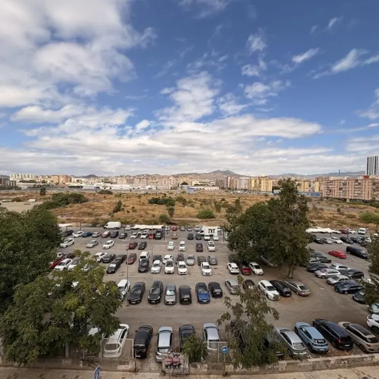 Продажа апартаментов на среднем этаже в Málaga