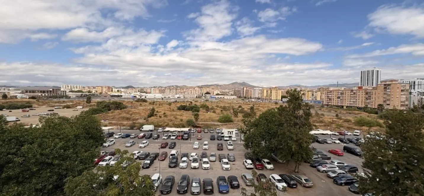 Продажа апартаментов на среднем этаже в Málaga 3