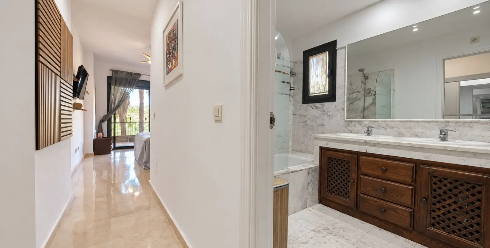 Sale of middle floor apartment in Estepona 14