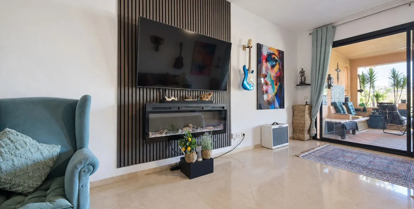 Sale of middle floor apartment in Estepona 29