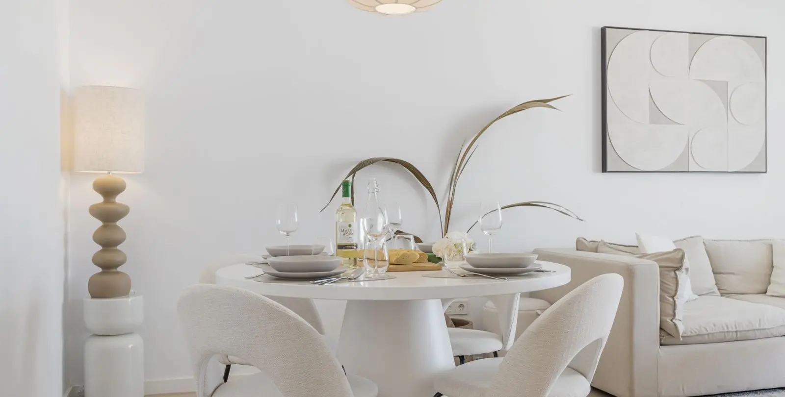 Venta de apartamento en planta media en Estepona 7