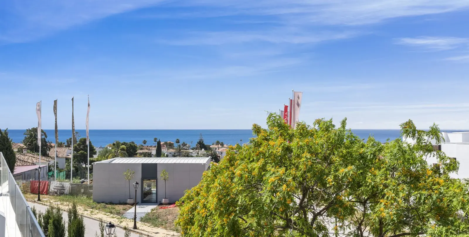 Venta de apartamento en planta media en Estepona 24