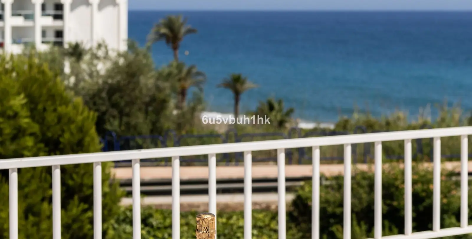 Продажа двухуровневых апартаментов в Nerja 29