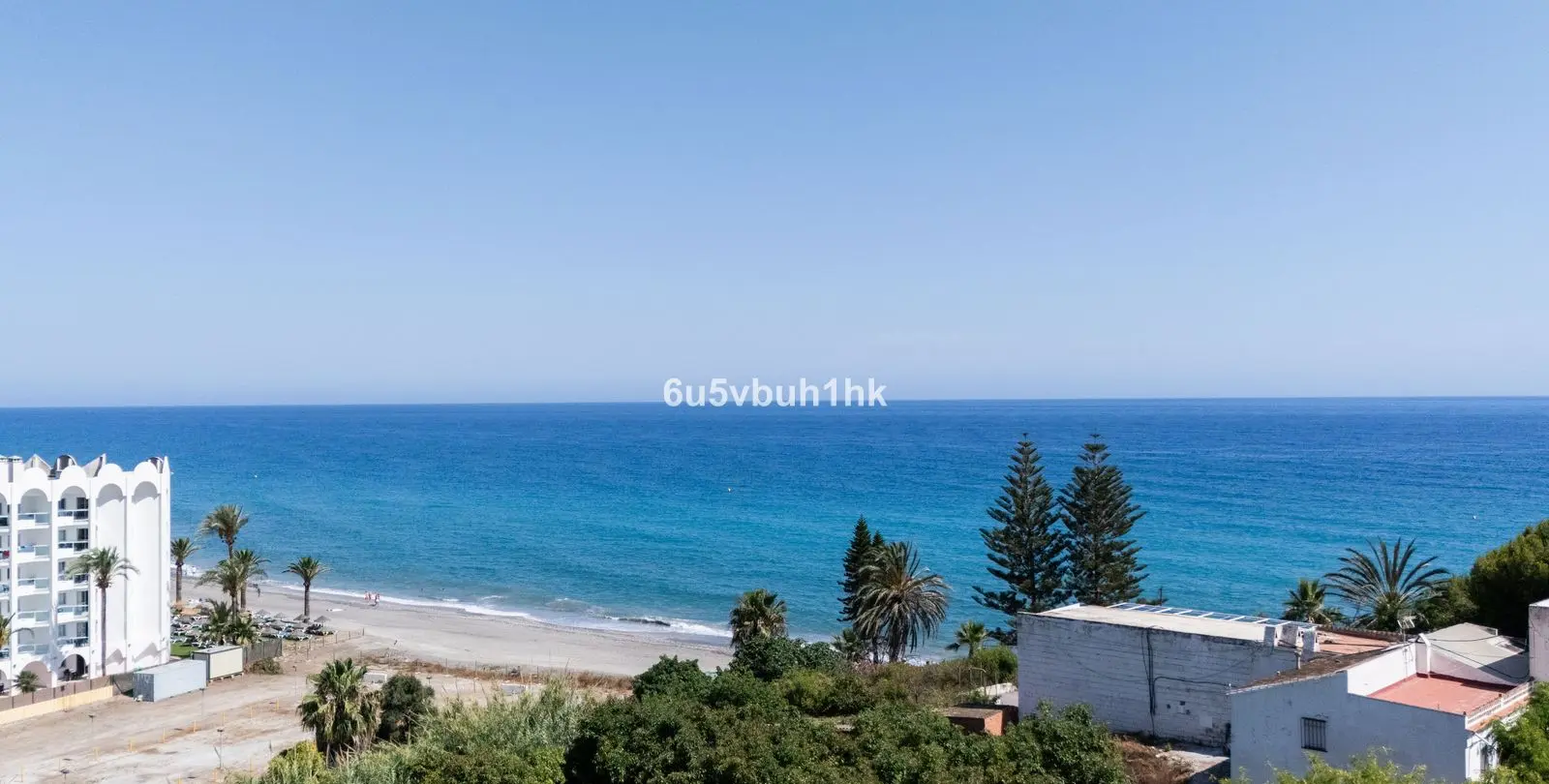 Продажа двухуровневых апартаментов в Nerja 44