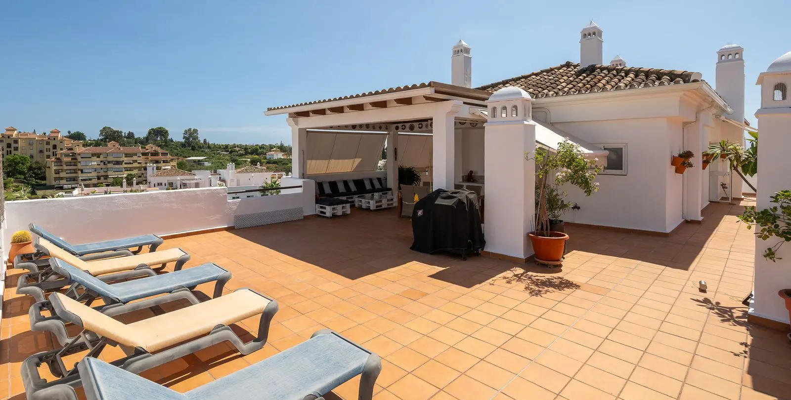 Venta de ático dúplex en Selwo 1
