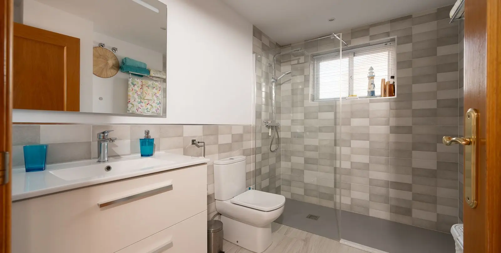 Venta de ático dúplex en Selwo 5