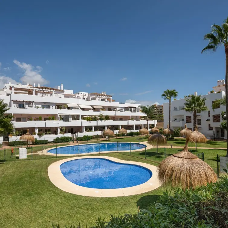 Venta de ático dúplex en Selwo